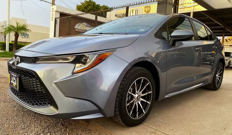 Toyota Corolla 2022 lleno