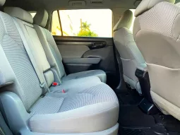 Toyota Highlander 2022 lleno