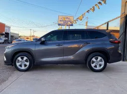 Toyota Highlander 2022 lleno