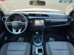 Toyota Hilux 2022 lleno