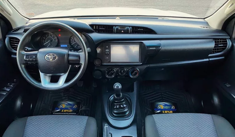 Toyota Hilux 2022 lleno
