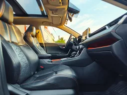 Toyota Rav-4 2019 lleno