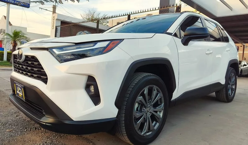 Toyota Rav-4 2022 lleno
