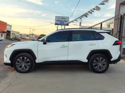 Toyota Rav-4 2022 lleno