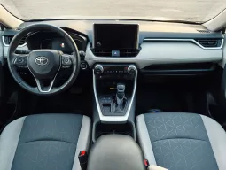 Toyota Rav-4 2023 lleno