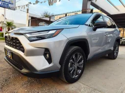 Toyota Rav-4 2023 lleno