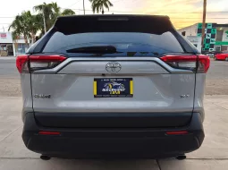 Toyota Rav-4 2023 lleno
