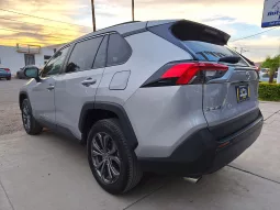 Toyota Rav-4 2023 lleno