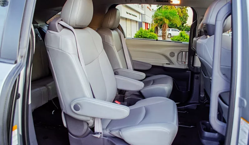 Toyota Sienna Xle Hybrid, 2021 lleno