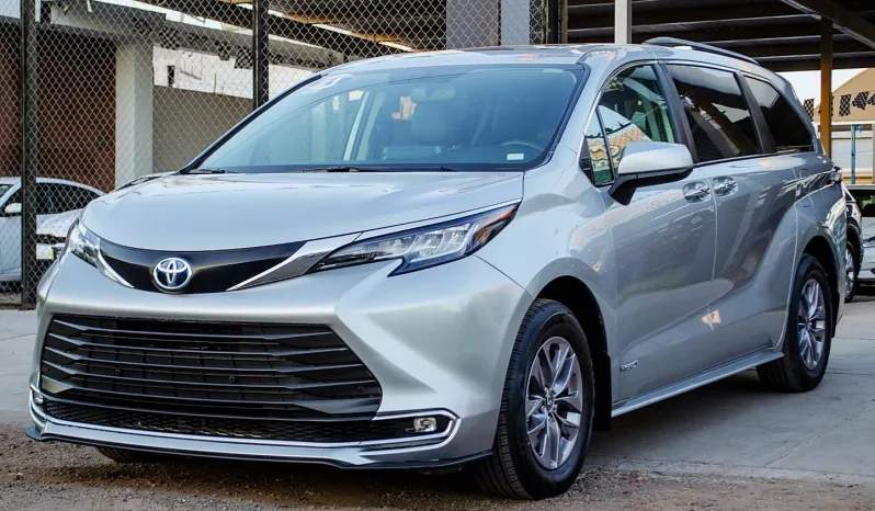 Toyota Sienna Xle Hybrid, 2021 lleno