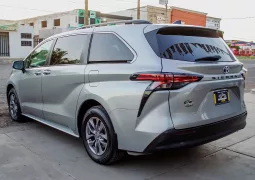 Toyota Sienna Xle Hybrid, 2021 lleno